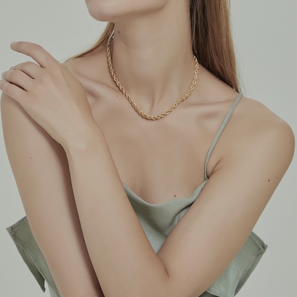 Vintage Gold Plated French Rope Chain Necklace - Picture 2 of 9